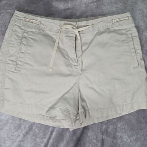 Geoffrey Beene Women's Light Gray Cargo Shorts